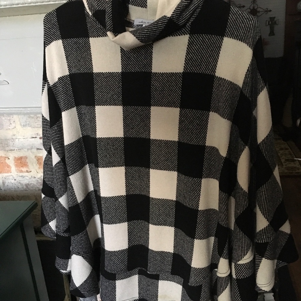 Warm partial turtle neck top